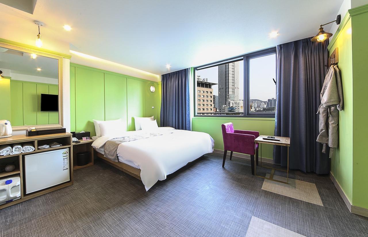 Carino Hotel Busan Exteriör bild