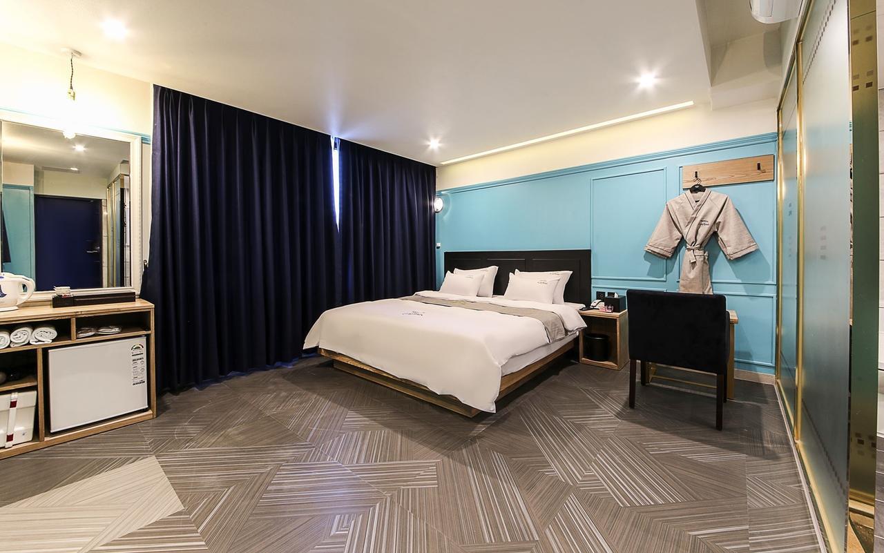 Carino Hotel Busan Exteriör bild
