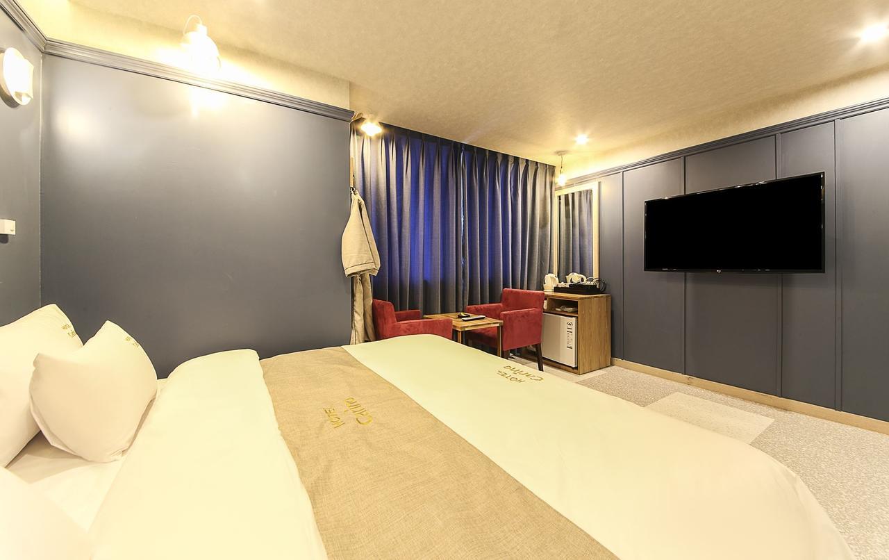 Carino Hotel Busan Exteriör bild