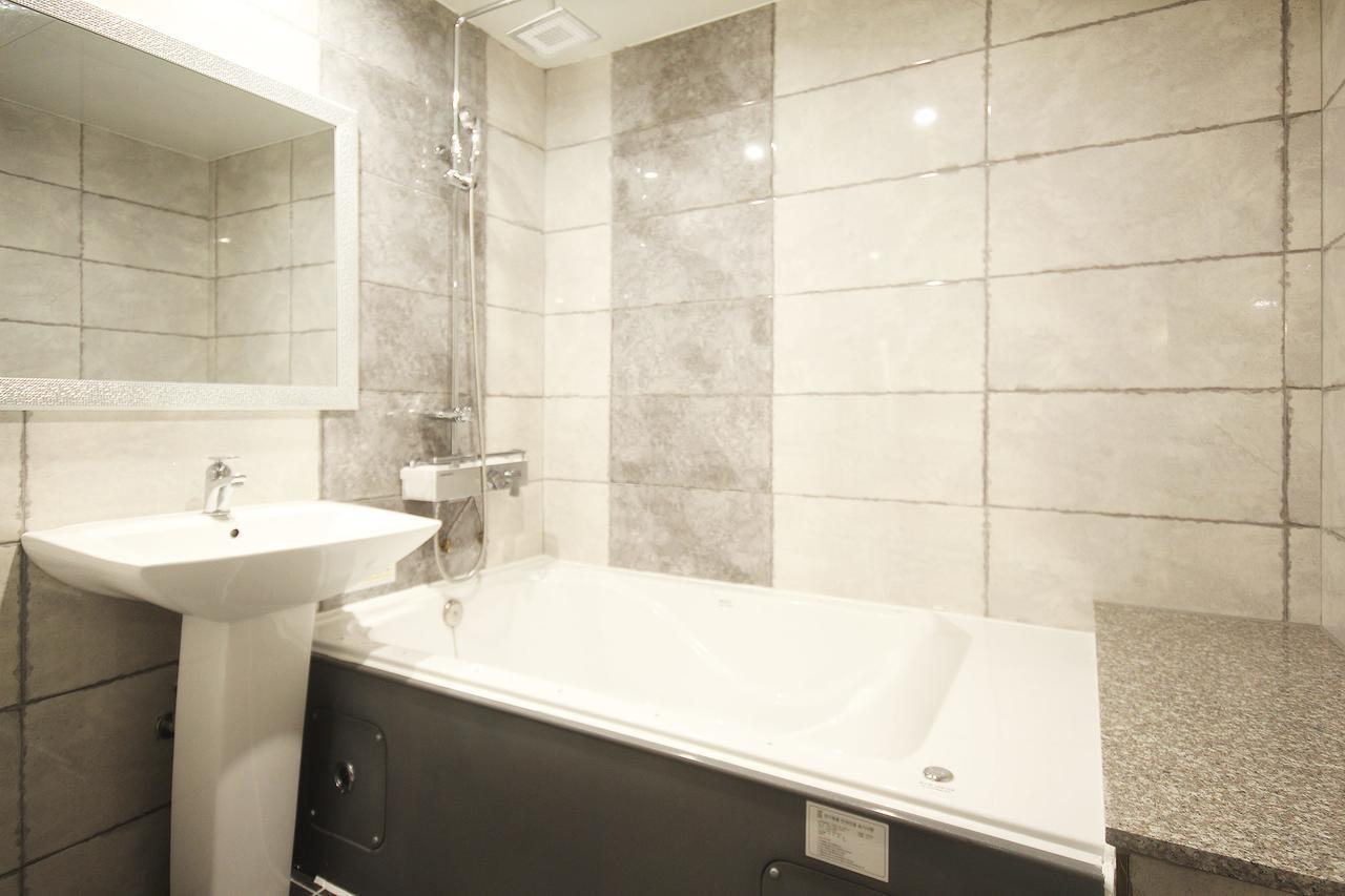 Carino Hotel Busan Exteriör bild
